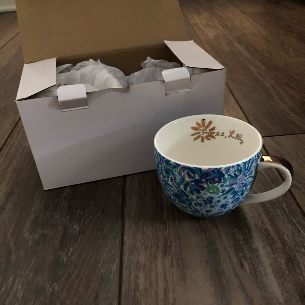 NEW Lilly Pulitzer Ceramic Mugs (set of 2)
